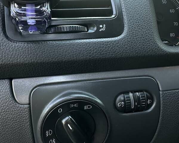 Серый Фольксваген Джетта, объемом двигателя 1.6 л и пробегом 245 тыс. км за 6500 $, фото 16 на Automoto.ua