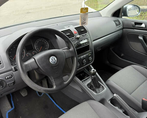 Серый Фольксваген Джетта, объемом двигателя 1.6 л и пробегом 210 тыс. км за 6100 $, фото 36 на Automoto.ua