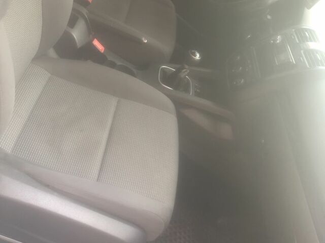 Сірий Фольксваген Джетта, об'ємом двигуна 1.6 л та пробігом 260 тис. км за 4500 $, фото 4 на Automoto.ua