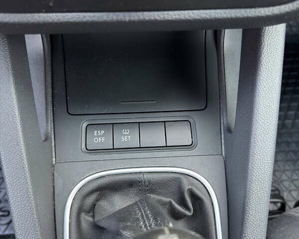 Серый Фольксваген Джетта, объемом двигателя 1.6 л и пробегом 168 тыс. км за 6999 $, фото 15 на Automoto.ua