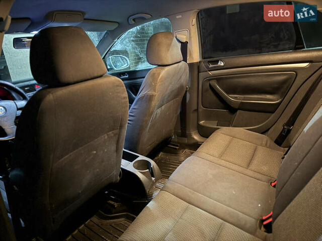 Сірий Фольксваген Джетта, об'ємом двигуна 1.6 л та пробігом 300 тис. км за 5100 $, фото 11 на Automoto.ua