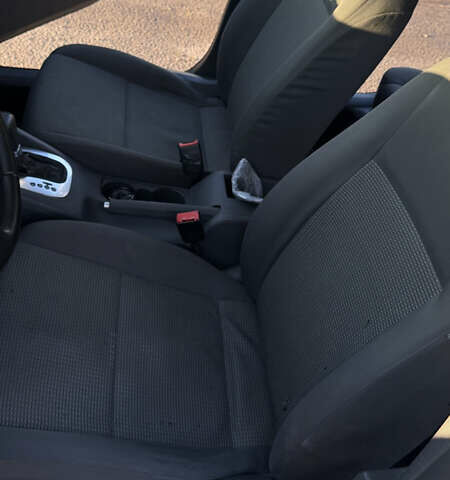 Сірий Фольксваген Джетта, об'ємом двигуна 1.6 л та пробігом 282 тис. км за 5900 $, фото 2 на Automoto.ua