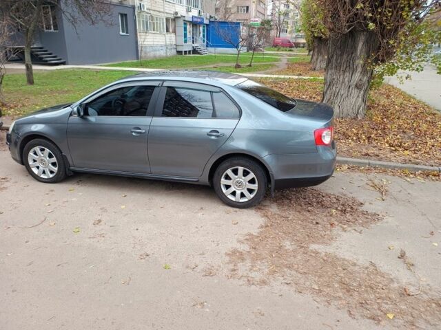 Серый Фольксваген Джетта, объемом двигателя 1.6 л и пробегом 227 тыс. км за 6500 $, фото 2 на Automoto.ua