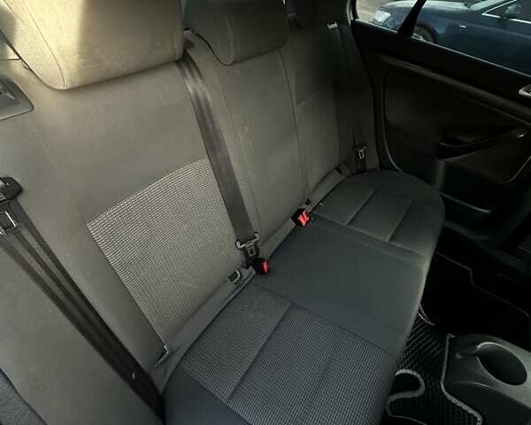 Серый Фольксваген Джетта, объемом двигателя 1.6 л и пробегом 245 тыс. км за 6500 $, фото 20 на Automoto.ua