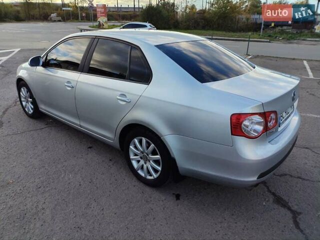 Серый Фольксваген Джетта, объемом двигателя 1.39 л и пробегом 137 тыс. км за 7300 $, фото 7 на Automoto.ua