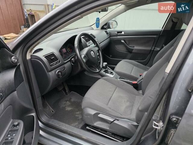 Серый Фольксваген Джетта, объемом двигателя 1.9 л и пробегом 360 тыс. км за 5900 $, фото 3 на Automoto.ua