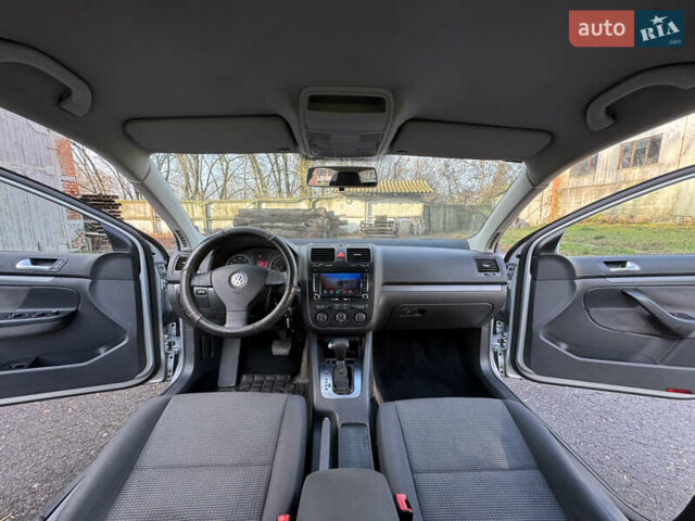 Серый Фольксваген Джетта, объемом двигателя 1.6 л и пробегом 309 тыс. км за 4999 $, фото 14 на Automoto.ua