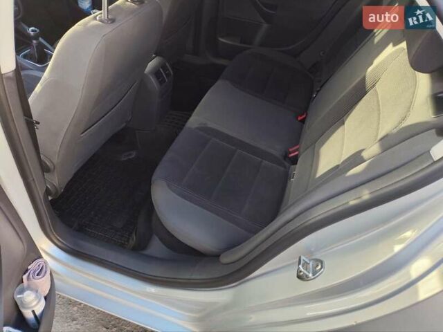 Серый Фольксваген Джетта, объемом двигателя 1.39 л и пробегом 137 тыс. км за 7300 $, фото 16 на Automoto.ua