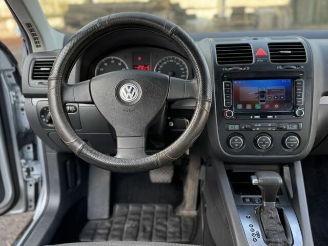 Сірий Фольксваген Джетта, об'ємом двигуна 1.6 л та пробігом 300 тис. км за 4999 $, фото 11 на Automoto.ua