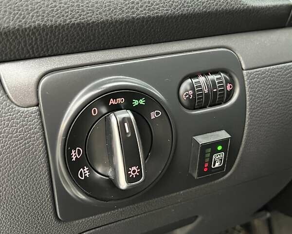 Сірий Фольксваген Джетта, об'ємом двигуна 1.6 л та пробігом 278 тис. км за 5000 $, фото 12 на Automoto.ua