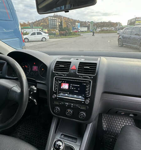 Серый Фольксваген Джетта, объемом двигателя 1.6 л и пробегом 170 тыс. км за 5800 $, фото 11 на Automoto.ua