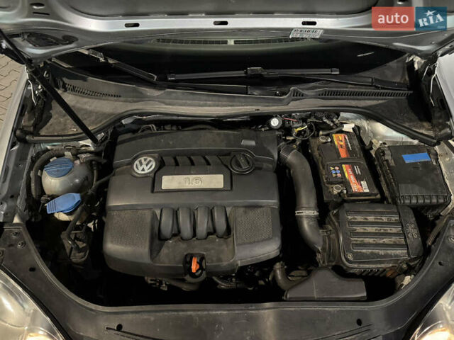 Сірий Фольксваген Джетта, об'ємом двигуна 1.6 л та пробігом 300 тис. км за 5100 $, фото 13 на Automoto.ua
