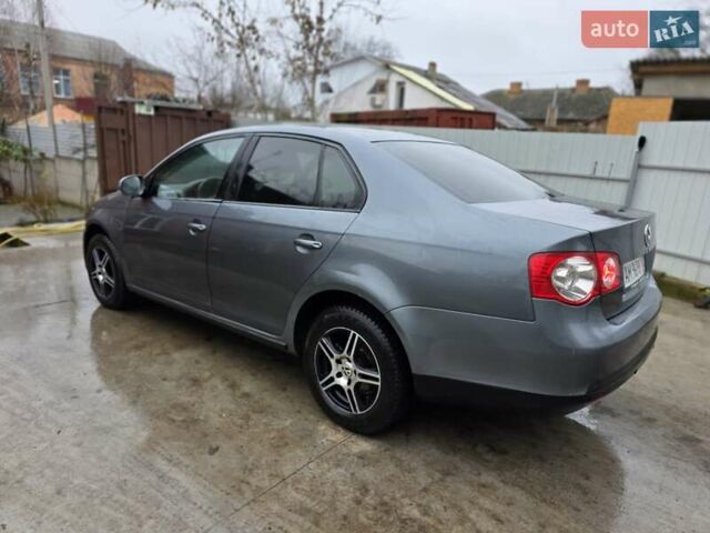 Серый Фольксваген Джетта, объемом двигателя 1.9 л и пробегом 360 тыс. км за 5500 $, фото 9 на Automoto.ua