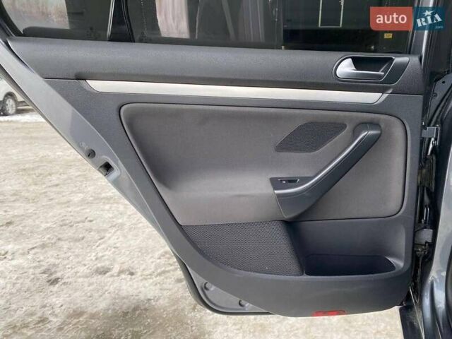 Серый Фольксваген Джетта, объемом двигателя 1.9 л и пробегом 315 тыс. км за 5790 $, фото 13 на Automoto.ua