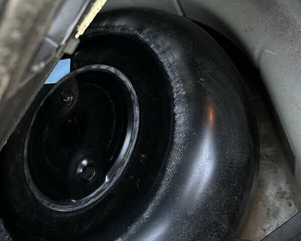 Серый Фольксваген Джетта, объемом двигателя 1.6 л и пробегом 245 тыс. км за 6500 $, фото 11 на Automoto.ua