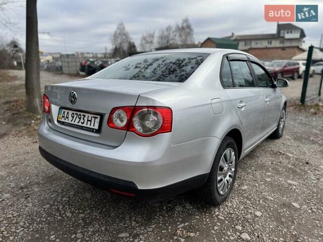 Сірий Фольксваген Джетта, об'ємом двигуна 1.6 л та пробігом 193 тис. км за 5250 $, фото 14 на Automoto.ua