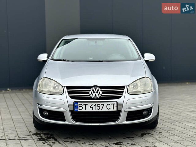 Серый Фольксваген Джетта, объемом двигателя 1.6 л и пробегом 312 тыс. км за 4999 $, фото 10 на Automoto.ua