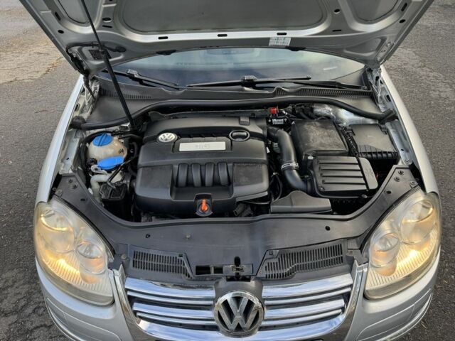 Сірий Фольксваген Джетта, об'ємом двигуна 1.6 л та пробігом 300 тис. км за 4999 $, фото 18 на Automoto.ua