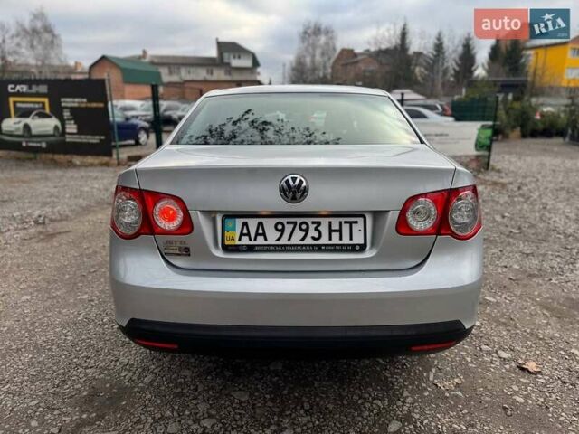 Сірий Фольксваген Джетта, об'ємом двигуна 1.6 л та пробігом 193 тис. км за 5250 $, фото 9 на Automoto.ua
