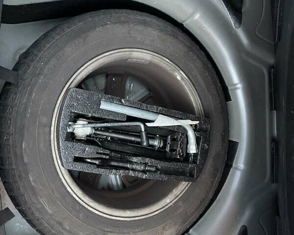 Серый Фольксваген Джетта, объемом двигателя 1.4 л и пробегом 253 тыс. км за 6500 $, фото 20 на Automoto.ua