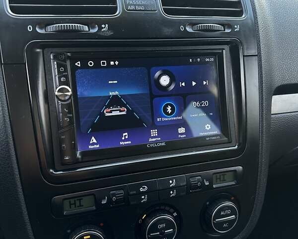 Серый Фольксваген Джетта, объемом двигателя 1.6 л и пробегом 245 тыс. км за 6500 $, фото 12 на Automoto.ua