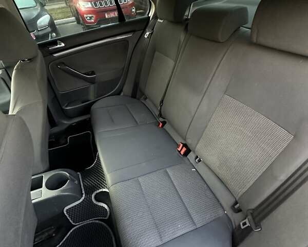 Серый Фольксваген Джетта, объемом двигателя 1.6 л и пробегом 245 тыс. км за 6500 $, фото 18 на Automoto.ua