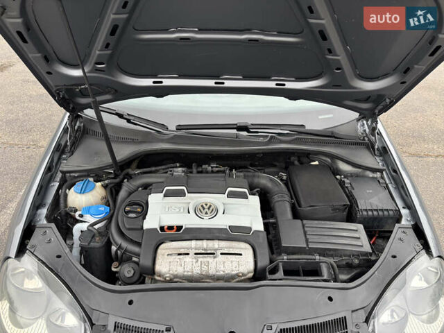 Серый Фольксваген Джетта, объемом двигателя 1.4 л и пробегом 192 тыс. км за 6000 $, фото 22 на Automoto.ua