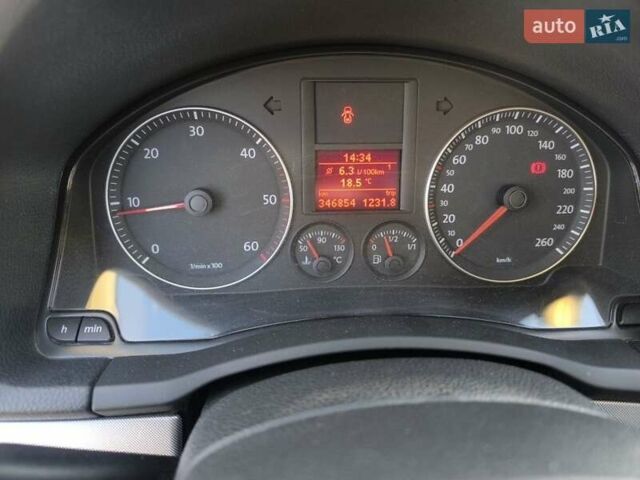 Серый Фольксваген Джетта, объемом двигателя 1.9 л и пробегом 342 тыс. км за 6700 $, фото 7 на Automoto.ua