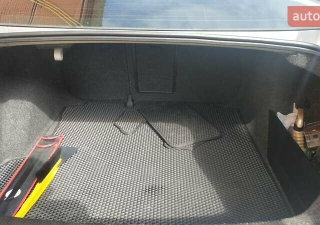 Серый Фольксваген Джетта, объемом двигателя 1.9 л и пробегом 235 тыс. км за 6800 $, фото 8 на Automoto.ua