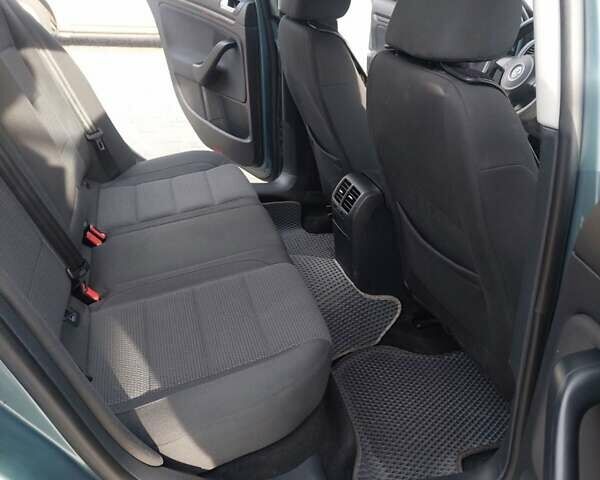 Серый Фольксваген Джетта, объемом двигателя 1.6 л и пробегом 158 тыс. км за 8200 $, фото 33 на Automoto.ua