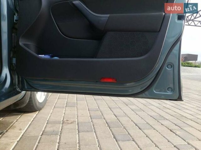 Серый Фольксваген Джетта, объемом двигателя 1.6 л и пробегом 158 тыс. км за 8200 $, фото 48 на Automoto.ua