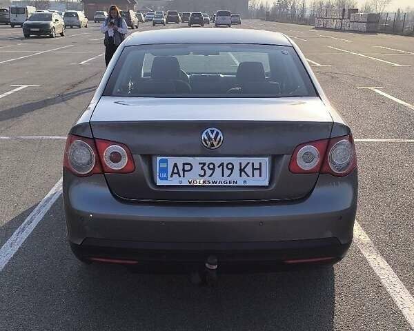 Серый Фольксваген Джетта, объемом двигателя 1.9 л и пробегом 342 тыс. км за 6700 $, фото 5 на Automoto.ua