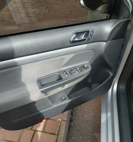 Серый Фольксваген Джетта, объемом двигателя 1.9 л и пробегом 235 тыс. км за 6800 $, фото 6 на Automoto.ua