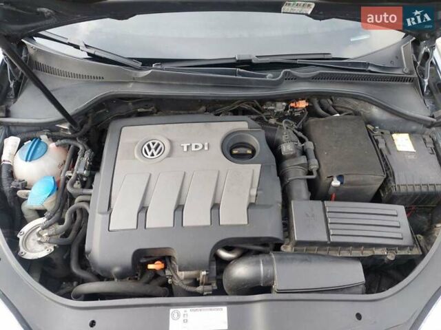 Серый Фольксваген Джетта, объемом двигателя 1.6 л и пробегом 158 тыс. км за 8200 $, фото 57 на Automoto.ua