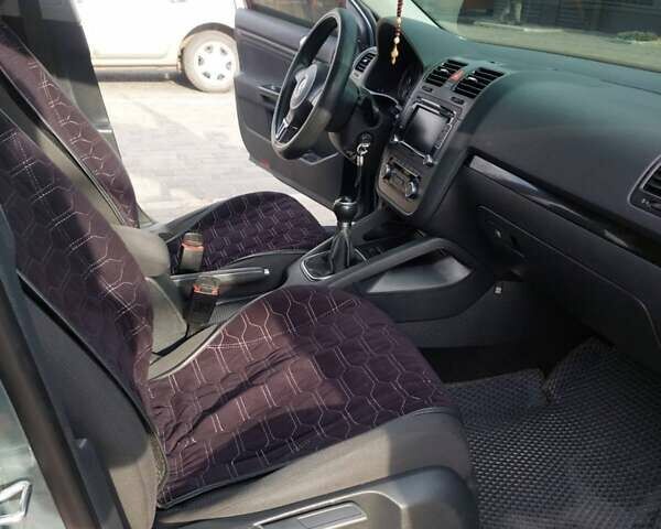 Серый Фольксваген Джетта, объемом двигателя 1.6 л и пробегом 158 тыс. км за 8200 $, фото 18 на Automoto.ua