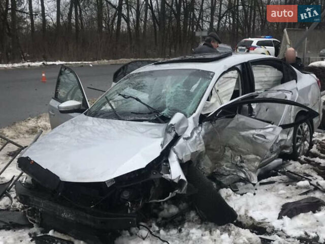 Серый Фольксваген Джетта, объемом двигателя 2.5 л и пробегом 130 тыс. км за 2500 $, фото 3 на Automoto.ua