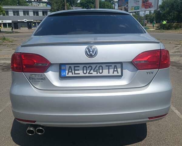 Сірий Фольксваген Джетта, об'ємом двигуна 1.97 л та пробігом 270 тис. км за 9500 $, фото 1 на Automoto.ua