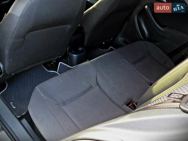 Фольксваген Джетта 2010 у Черкасах на Automoto.ua Сірий Фольксваген Джетта, об'ємом двигуна 2 л та пробігом 222 тис. км за 7400 $, фото 11 на Automoto.ua