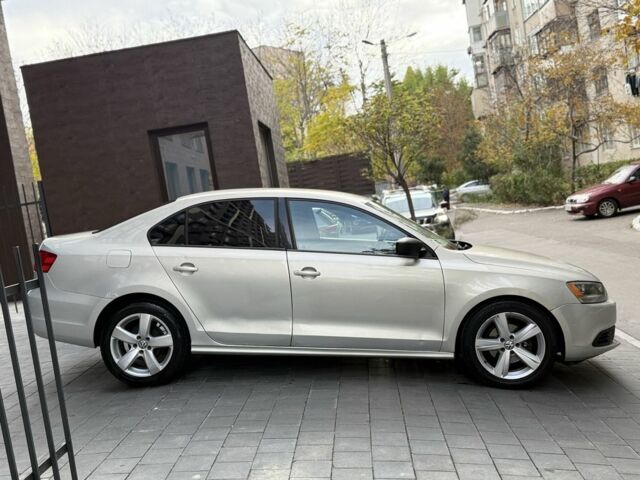 Фольксваген Джетта 2010 у Одесі на Automoto.ua Сірий Фольксваген Джетта, об'ємом двигуна 2 л та пробігом 296 тис. км за 6800 $, фото 10 на Automoto.ua