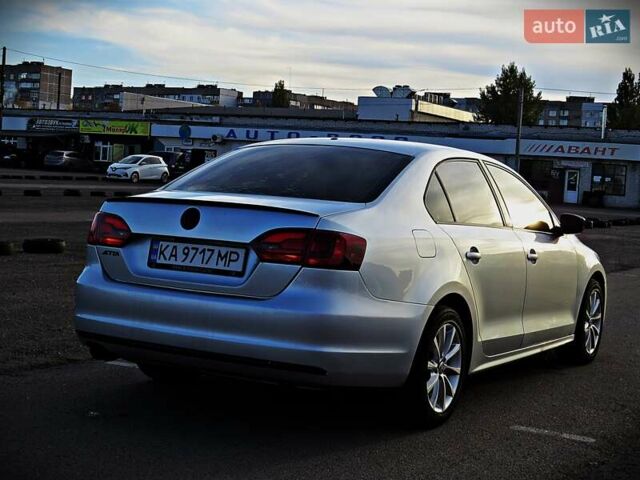 Фольксваген Джетта 2010 у Черкасах на Automoto.ua Сірий Фольксваген Джетта, об'ємом двигуна 2 л та пробігом 222 тис. км за 7400 $, фото 2 на Automoto.ua