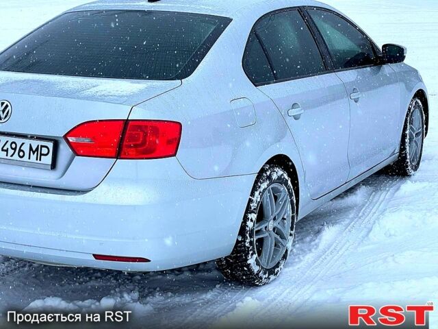 Серый Фольксваген Джетта, объемом двигателя 2.5 л и пробегом 177 тыс. км за 7199 $, фото 1 на Automoto.ua