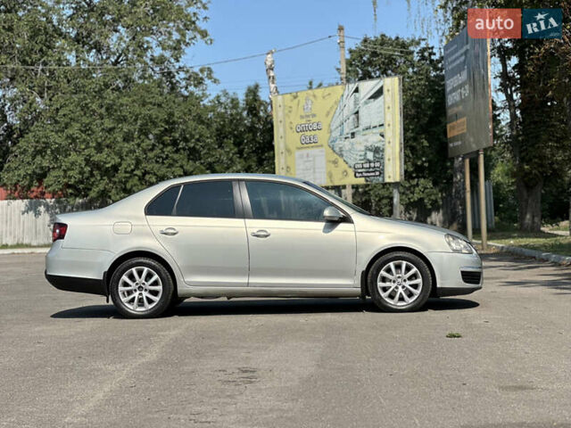 Серый Фольксваген Джетта, объемом двигателя 2.48 л и пробегом 232 тыс. км за 7199 $, фото 15 на Automoto.ua