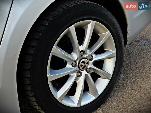 Фольксваген Джетта 2010 у Черкасах на Automoto.ua Сірий Фольксваген Джетта, об'ємом двигуна 2 л та пробігом 222 тис. км за 7400 $, фото 4 на Automoto.ua