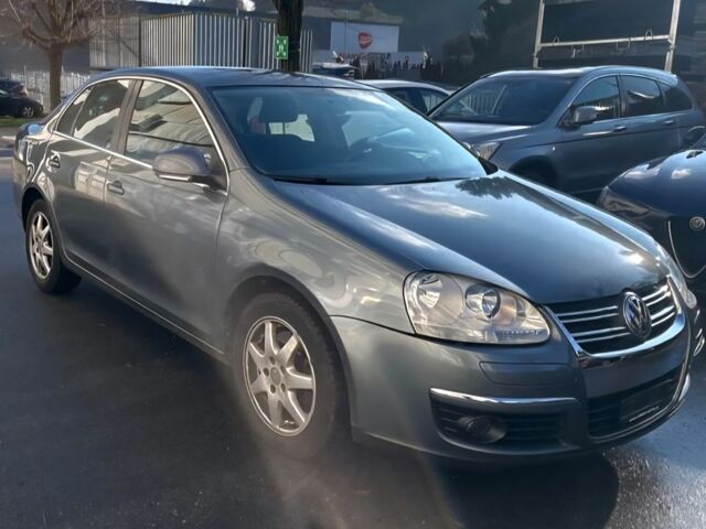 Сірий Фольксваген Джетта, об'ємом двигуна 1.4 л та пробігом 190 тис. км за 7770 $, фото 2 на Automoto.ua