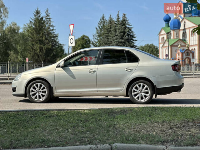 Серый Фольксваген Джетта, объемом двигателя 2.48 л и пробегом 232 тыс. км за 7199 $, фото 11 на Automoto.ua