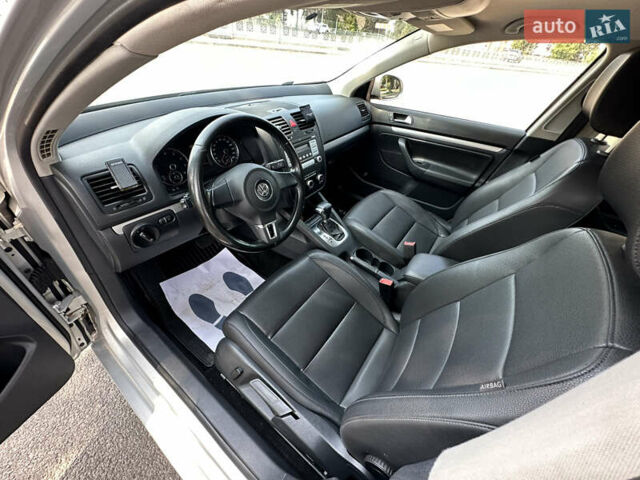 Серый Фольксваген Джетта, объемом двигателя 2.48 л и пробегом 232 тыс. км за 7199 $, фото 33 на Automoto.ua