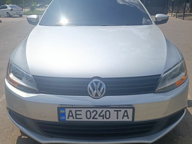 Сірий Фольксваген Джетта, об'ємом двигуна 2 л та пробігом 270 тис. км за 9500 $, фото 6 на Automoto.ua