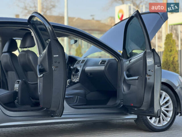 Серый Фольксваген Джетта, объемом двигателя 1.97 л и пробегом 212 тыс. км за 9200 $, фото 35 на Automoto.ua