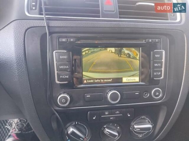 Серый Фольксваген Джетта, объемом двигателя 2.48 л и пробегом 317 тыс. км за 8300 $, фото 11 на Automoto.ua