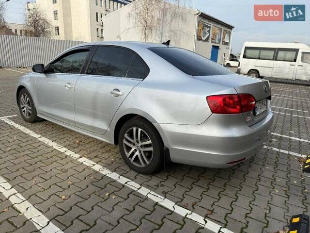 Сірий Фольксваген Джетта, об'ємом двигуна 2.48 л та пробігом 228 тис. км за 8100 $, фото 8 на Automoto.ua